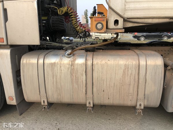 冷藏卡车司机的辛酸生活,9.6冷藏车一个月能跑5万公里吗