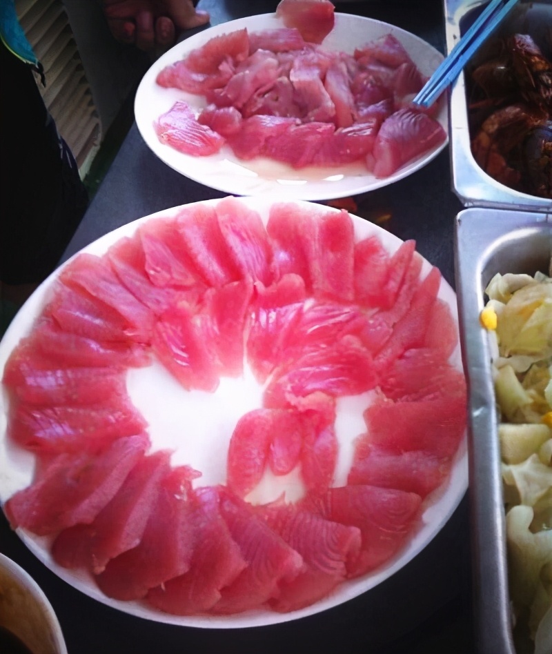 十年前,我只带了一根鱼竿出门,吃遍了世界上的各种顶级海鲜