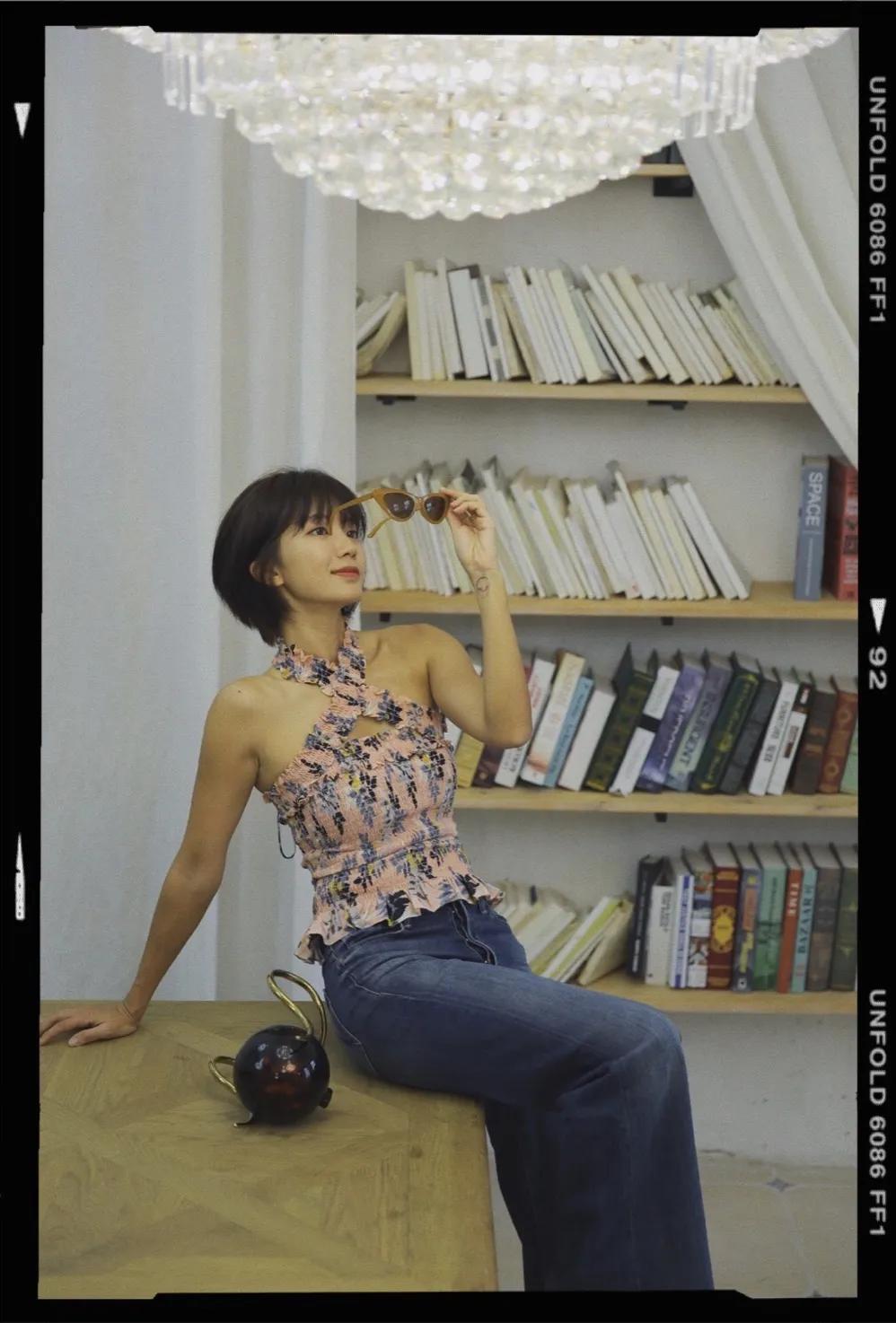 实用又时髦的基础款穿搭,一周穿搭简单好看