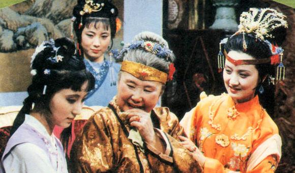 癞头和尚救宝玉王熙凤,癞头和尚给宝玉治病