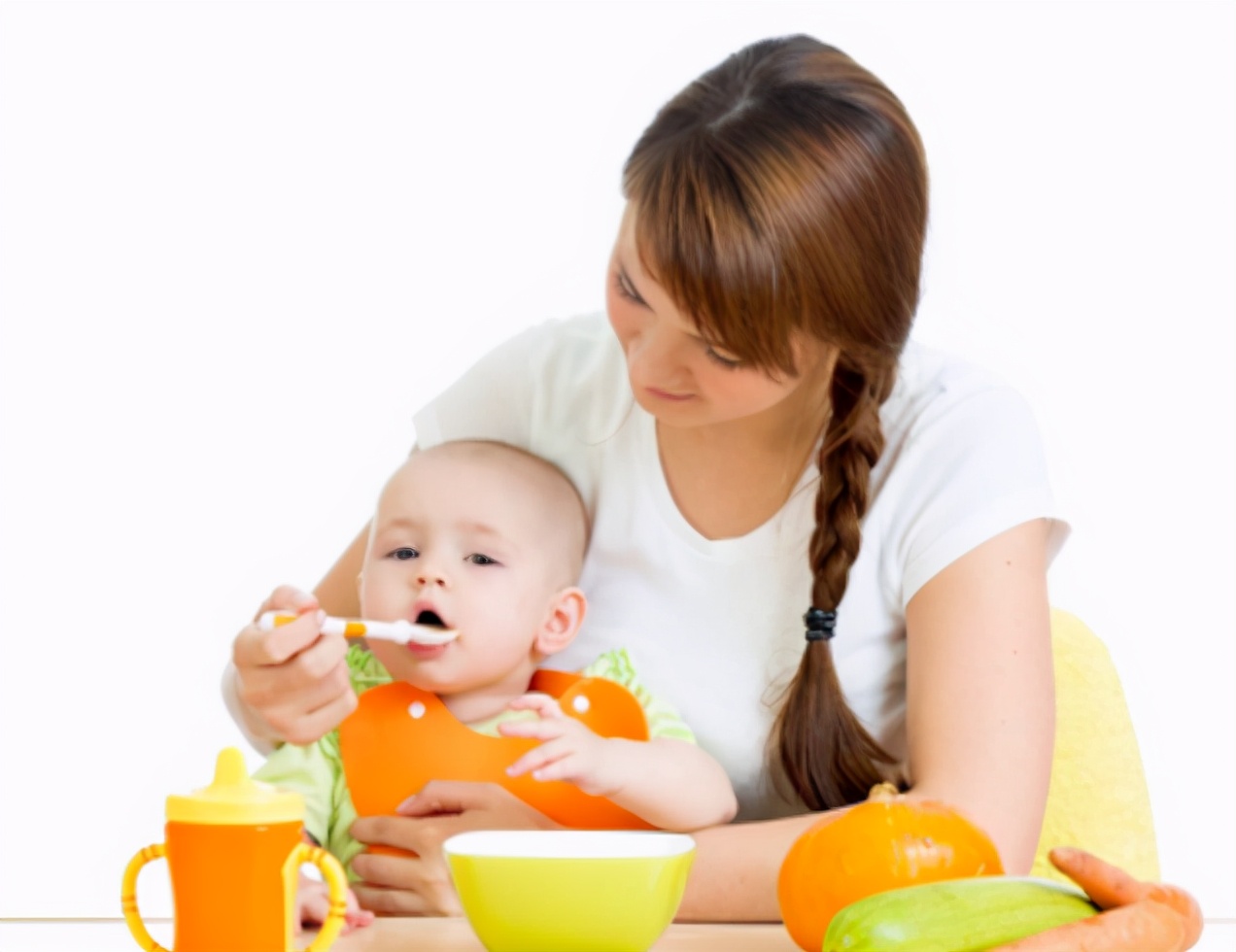 2岁宝宝每天吃饭都要喂好不好,2岁宝宝每餐只吃一点点饭