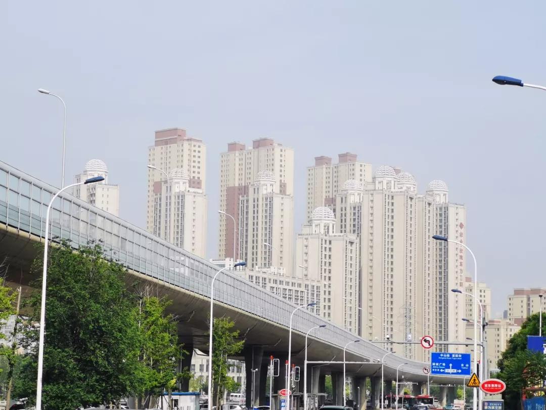 大连楼市“降价潮”引热议,大连楼市升温