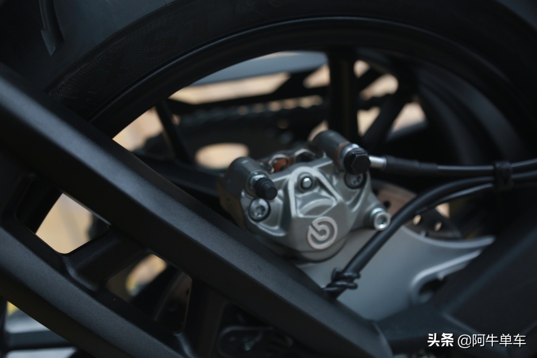 阿牛说车——赛道上的追600到底怎么样？