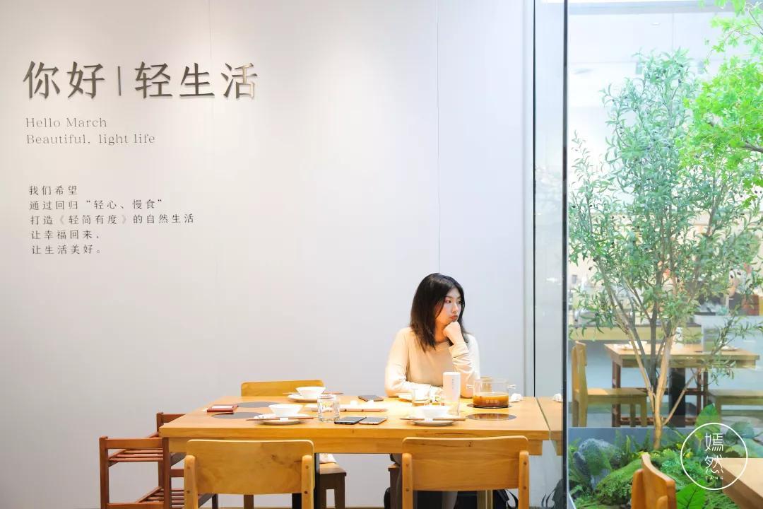 东城万达今天营业吗,万达排队店