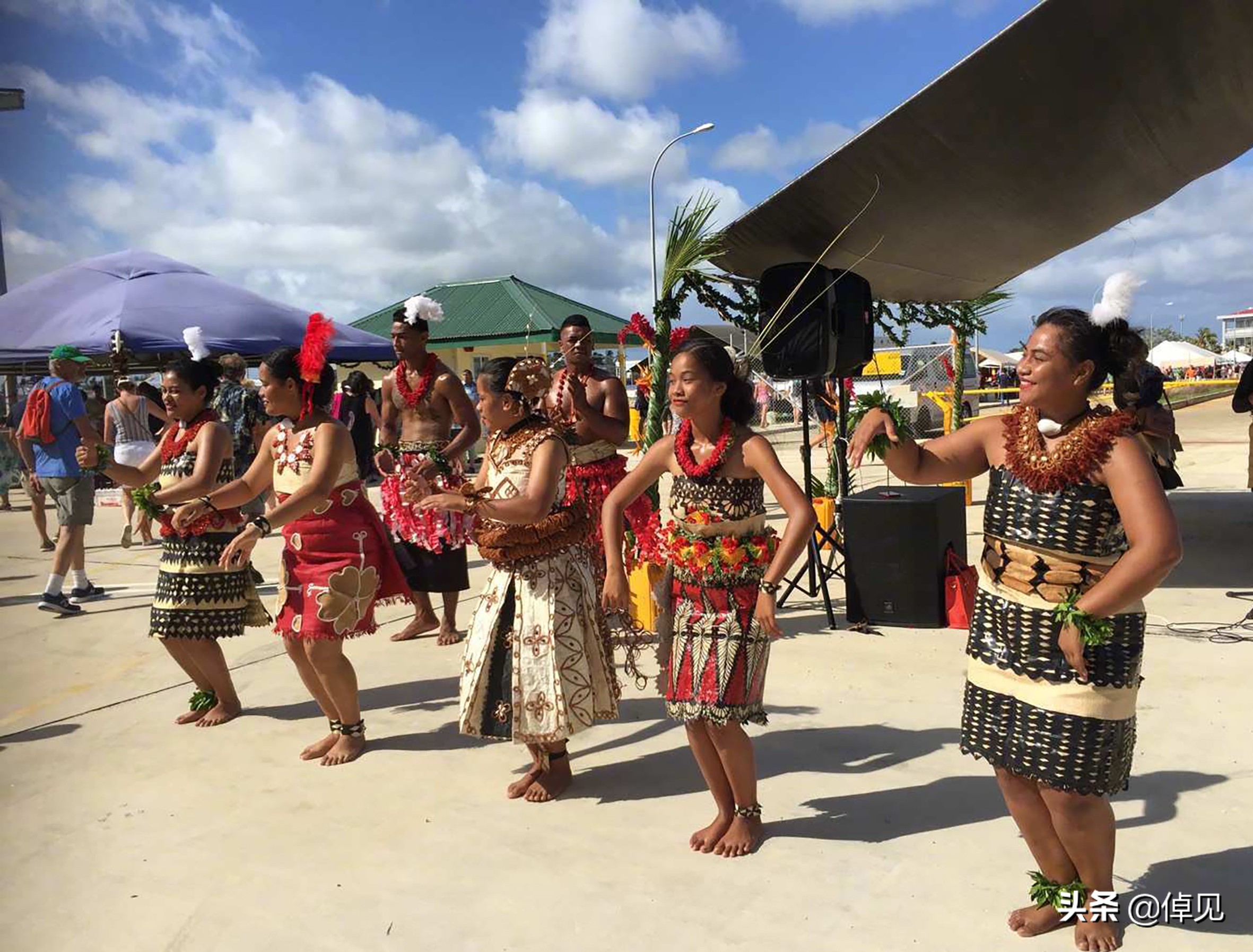 风景美如天堂，经济却要人救，解密佛系的汤加