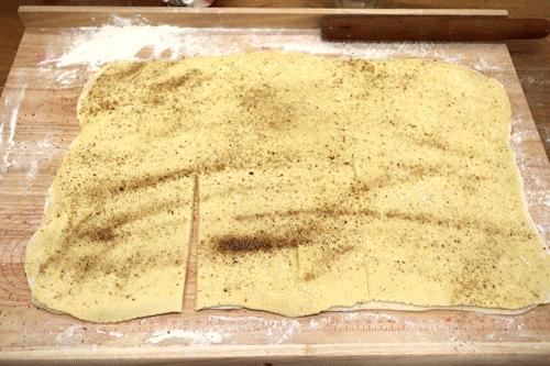 千层酥脆松软有层次,千层金银饼的做法窍门