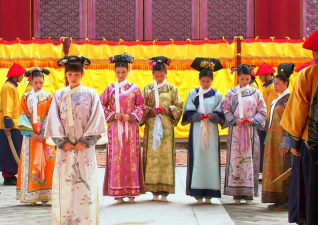 当代女性“酷刑”之首，终于要消失了？