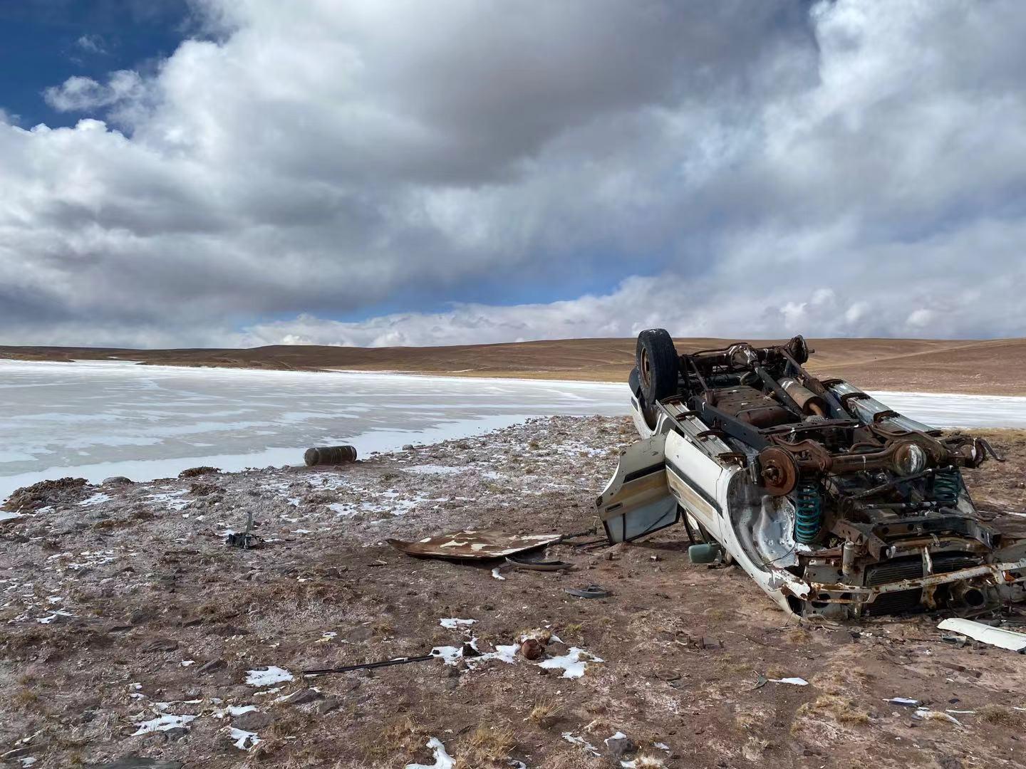 车辆出事故怎么去维修,在无人区车辆救援电话