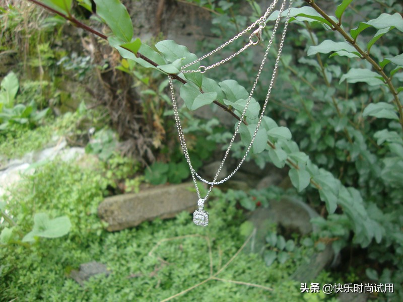 项链轻奢小众高级感方糖项链,方糖白金钻石项链