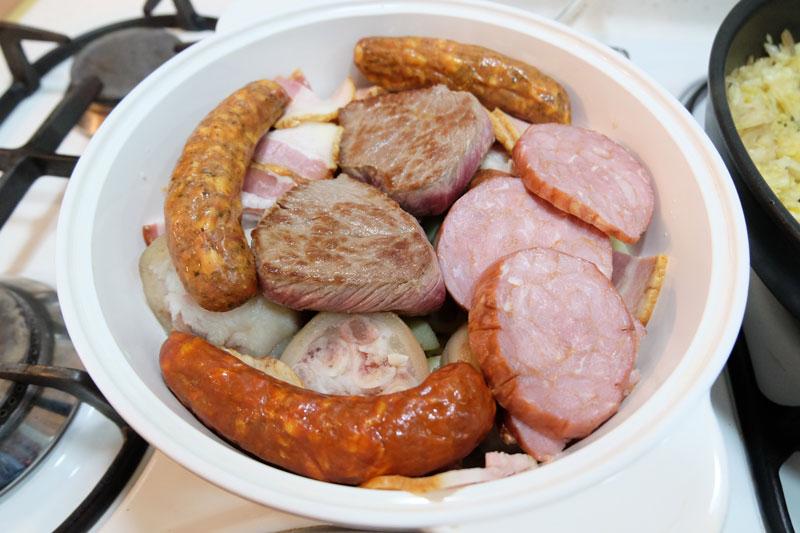 原来欧美人喜欢这样炖肉，简单美味又馋人，一大锅都不够吃