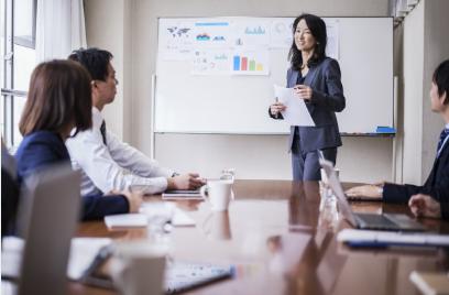 英文自我介绍最好的方法,有关英文自我介绍的一些技巧