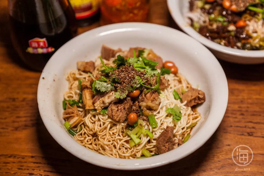 海口比较有特色的十大美食街,海口美食藏在小巷子里的美味