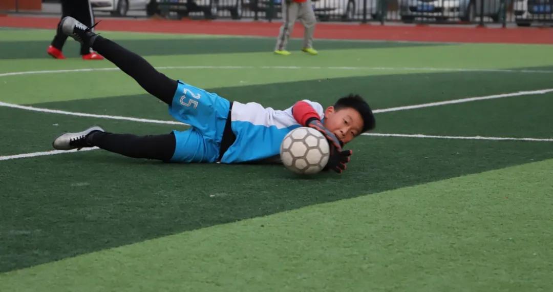 喜报体育比赛创佳绩,喜报足球联赛