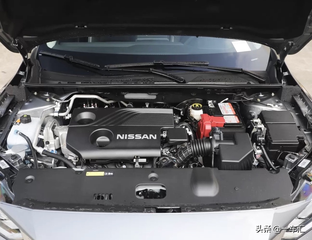 2017年日产轩逸次顶配,12万手动新轩逸