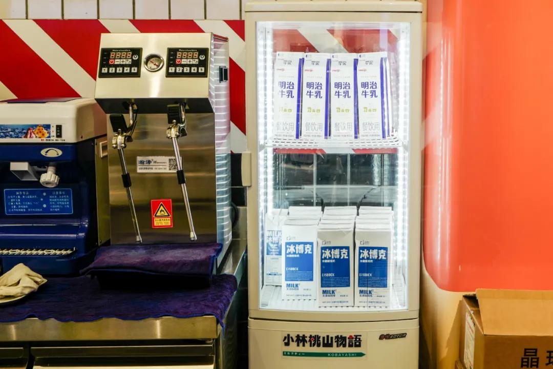 附近步行街美食推荐3-4人餐,人均30就能在江边尽享美食