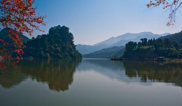 适合养老四季如春的低消费小镇,四季如春适合养老的小城