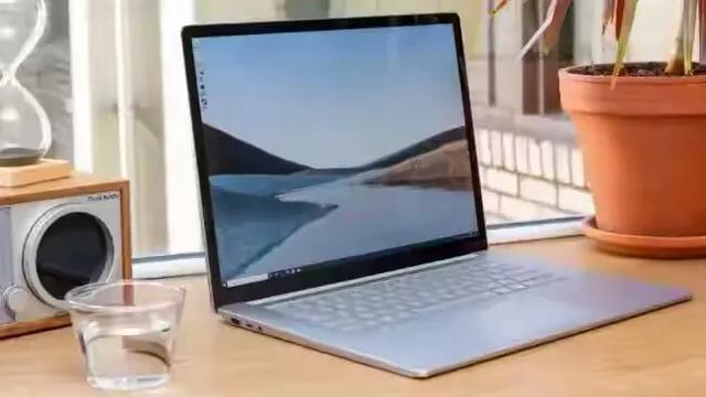 surface和Macbook哪个好,macbookair和surface怎么选
