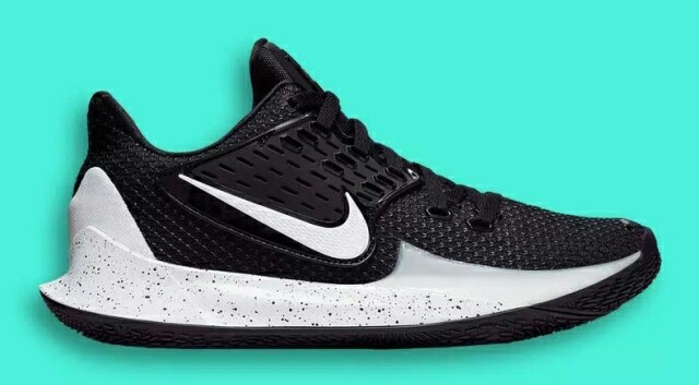 怎样鉴别假球鞋,网上买的假鞋怎么辨别