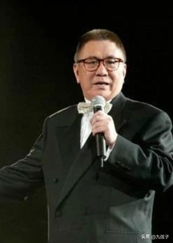 满口脏话的音乐鬼才,一婚出轨二婚娶小娇妻,63岁去世活成了传奇