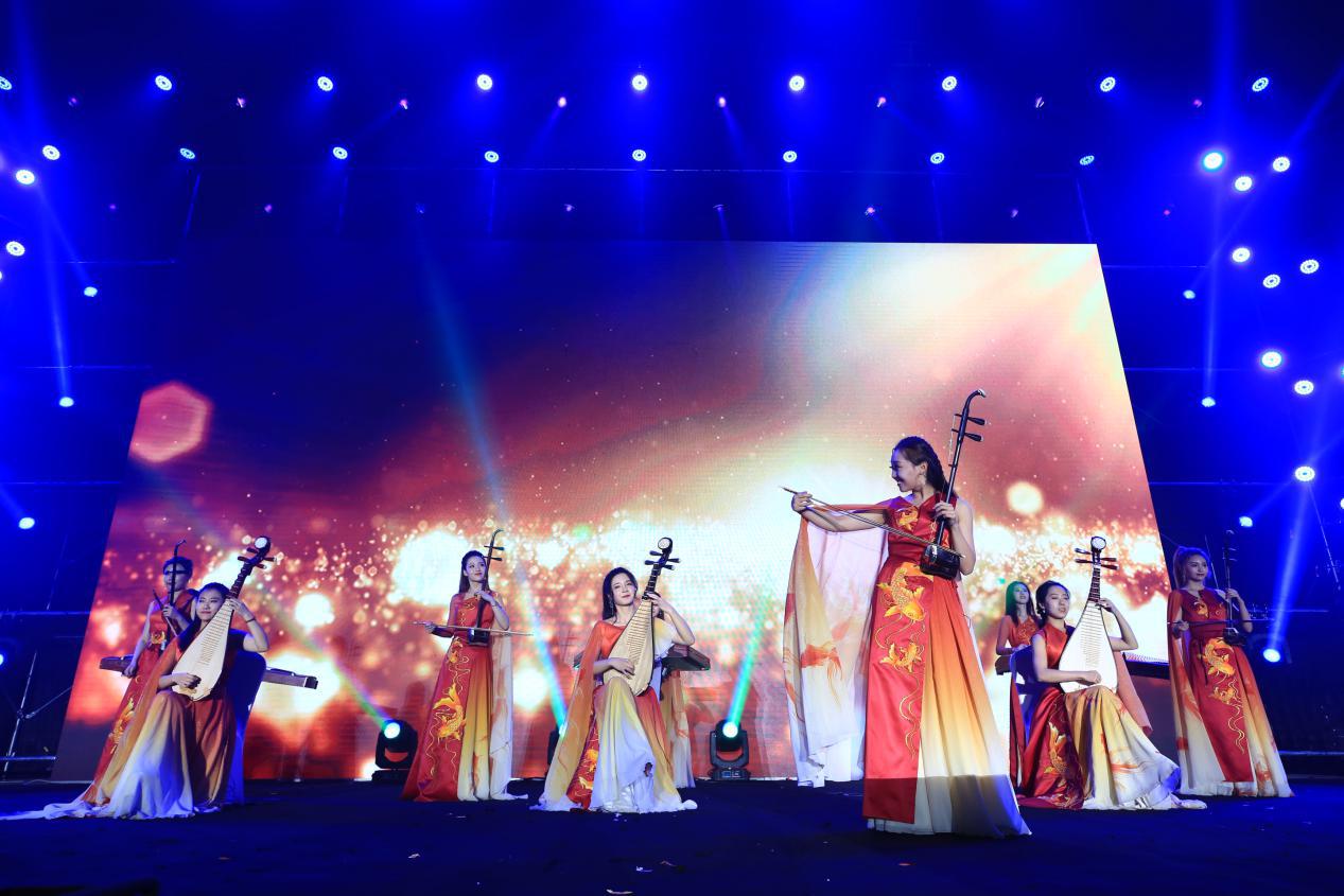 爱琴海之夜完整版,爱琴海视觉盛宴