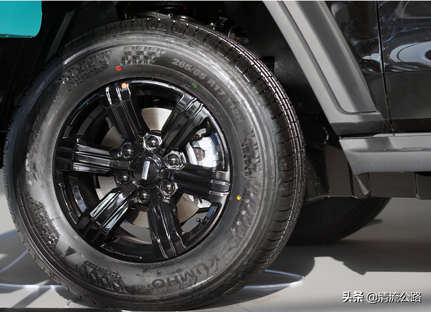 wey坦克300内饰官图发布,wey坦克300比肩大g也靠它