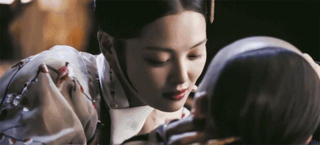 辛芷蕾耿直人设,辛芷蕾谈欲望和野心