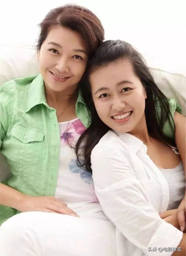 江珊和靳东高曙光是什么关系,53岁江珊与高曙光