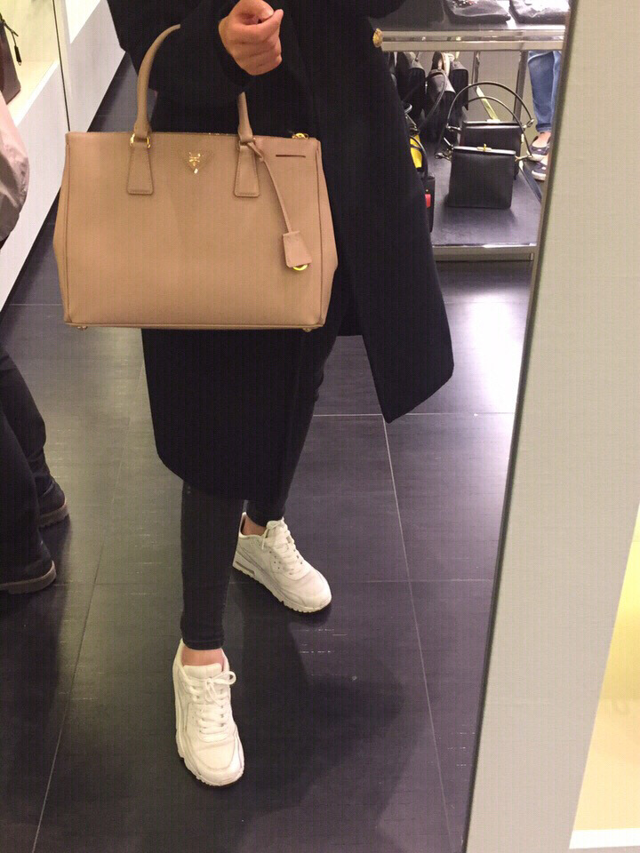 每天一包极品烟,每天一包方便面夜宵