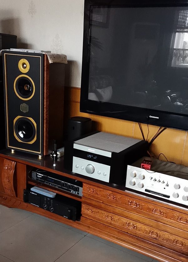 中美对决,歌剧一号同轴箱PK燕飞利仕大书架箱