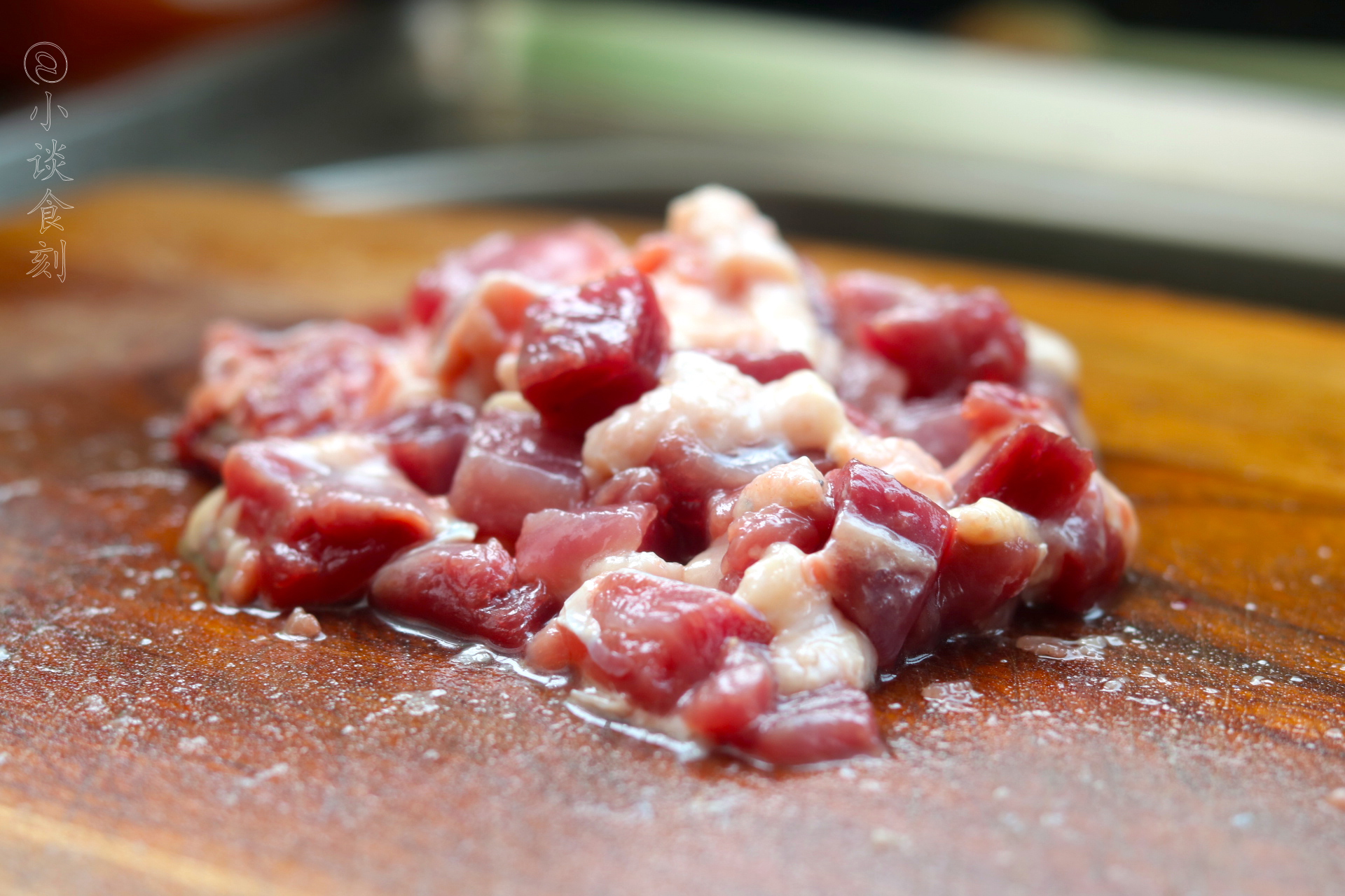 鸭肉怎样炒得不老嫩而且入味,炒鸭子焯完水了怎么做