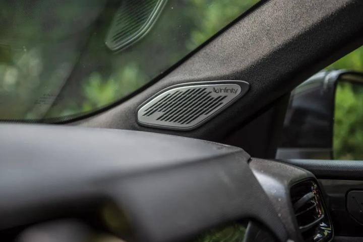 宝马的哈曼卡顿音响有几种,哈曼卡顿汽车音响哪个系列最好