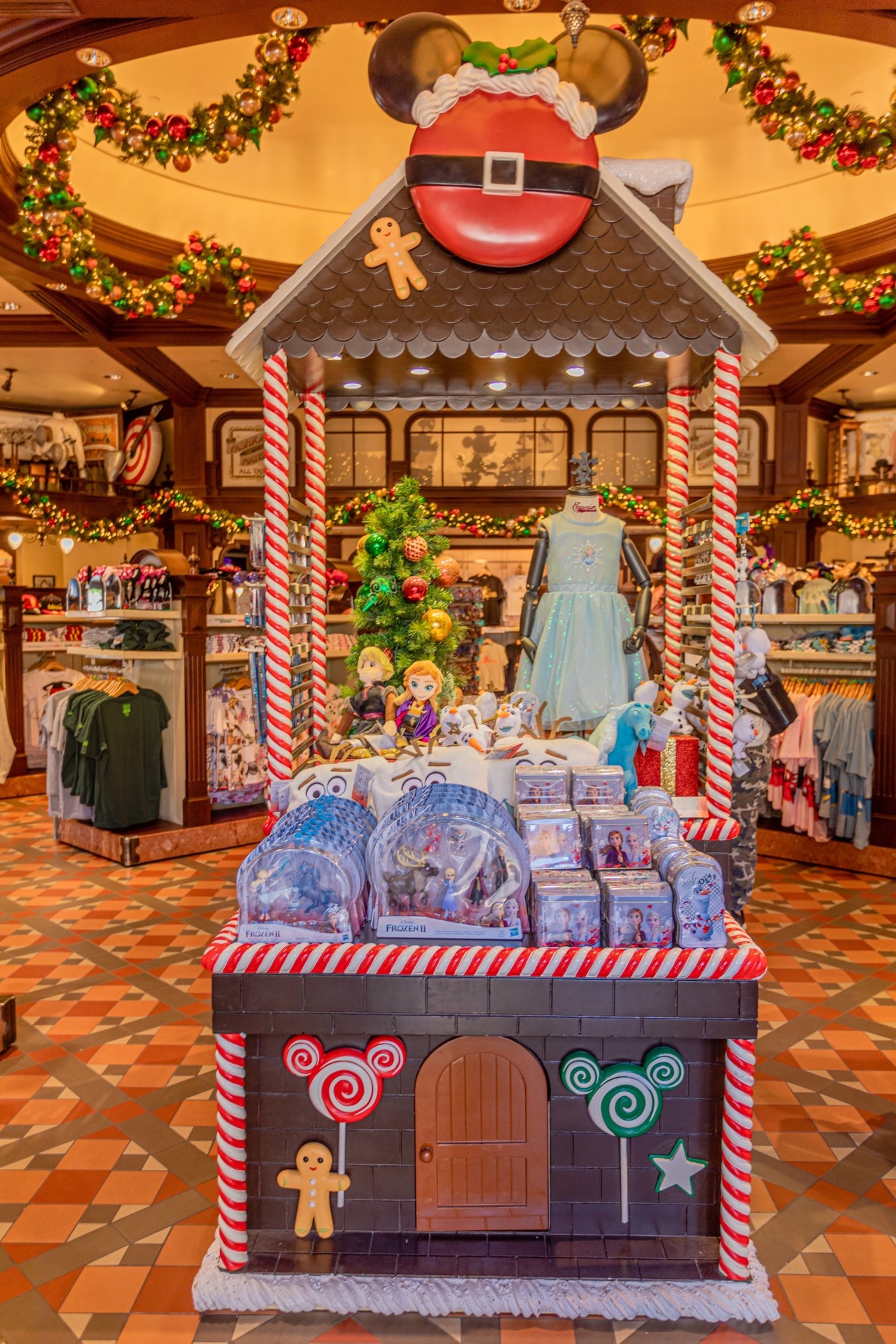 香港迪士尼有哪些好玩的地方,香港迪士尼附近有什么好玩的