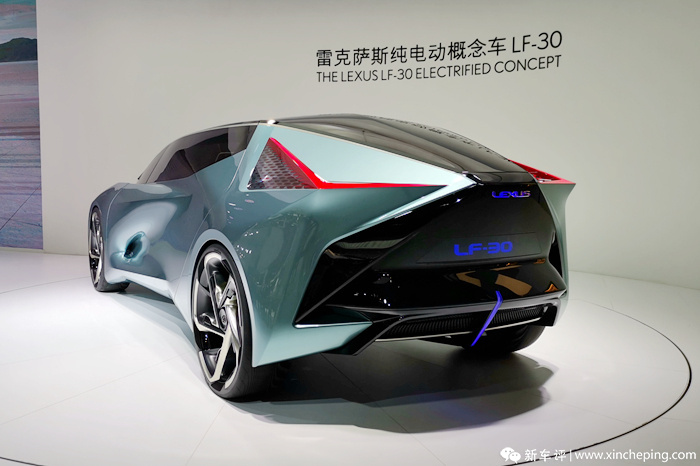 吉利星瑞和高尔夫8哪个更值得买,高尔夫和星瑞