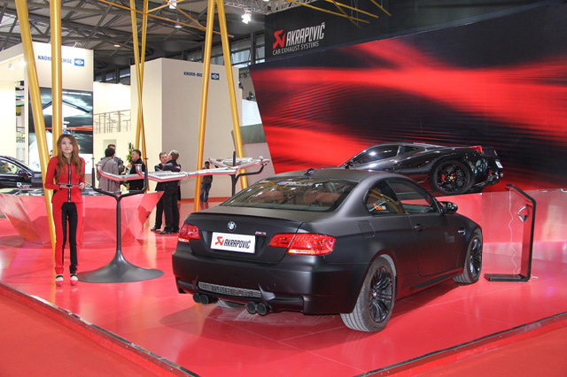 天蝎排气akrapovic中国官网,akrapovice天蝎全段钛合金排气