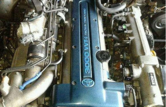 同样2.5的排量四缸和六缸的区别,2.5四缸和2.5六缸哪个快