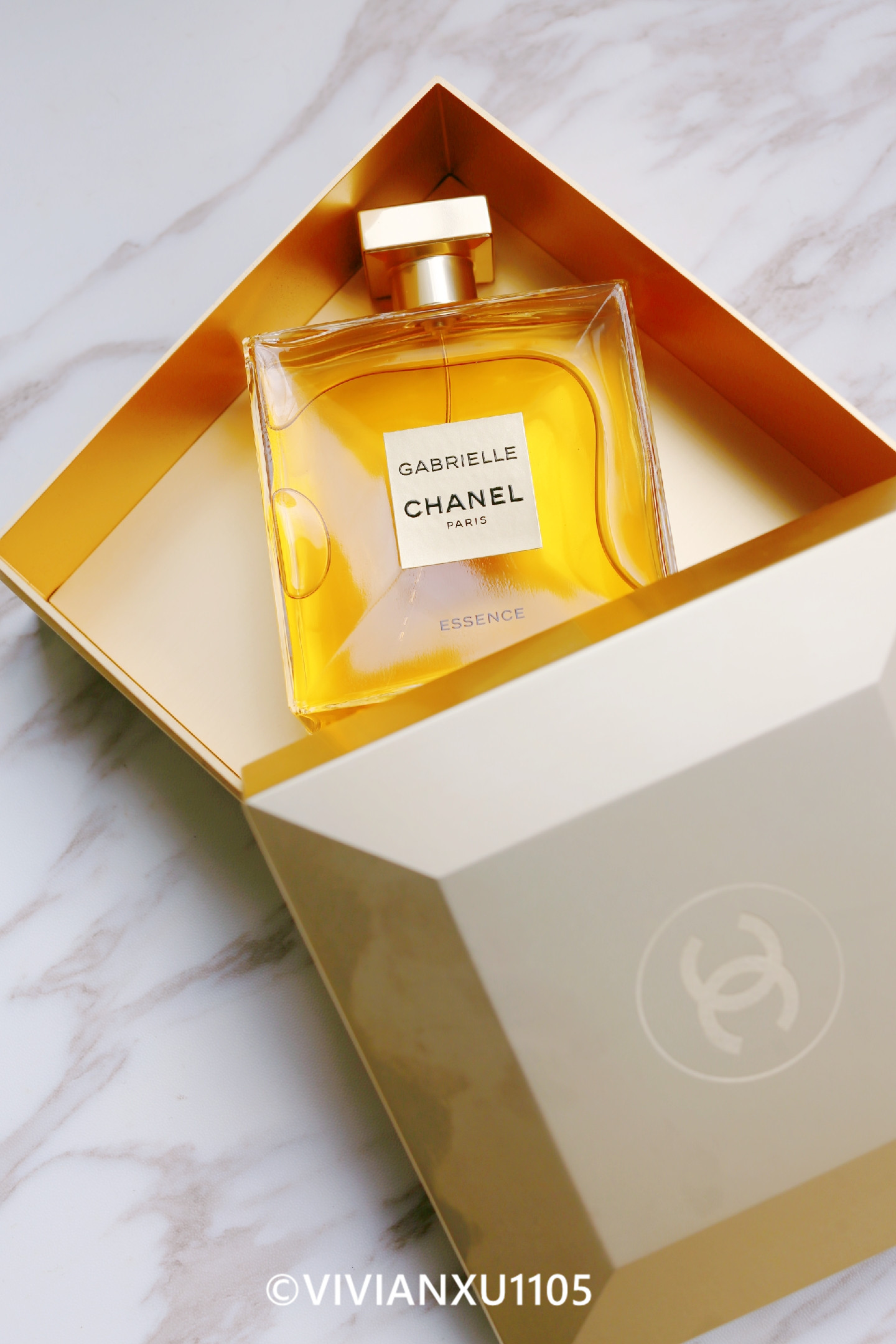 报复性消费穷女孩,贫民窟女生消费观