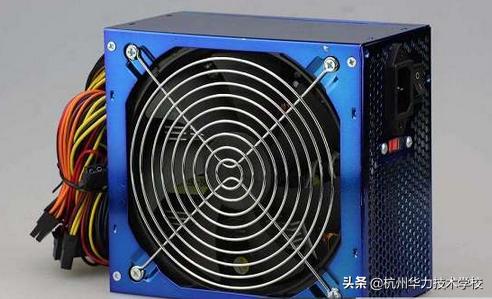 学校电脑会自动关机吗,电脑自动关机是怎么回事