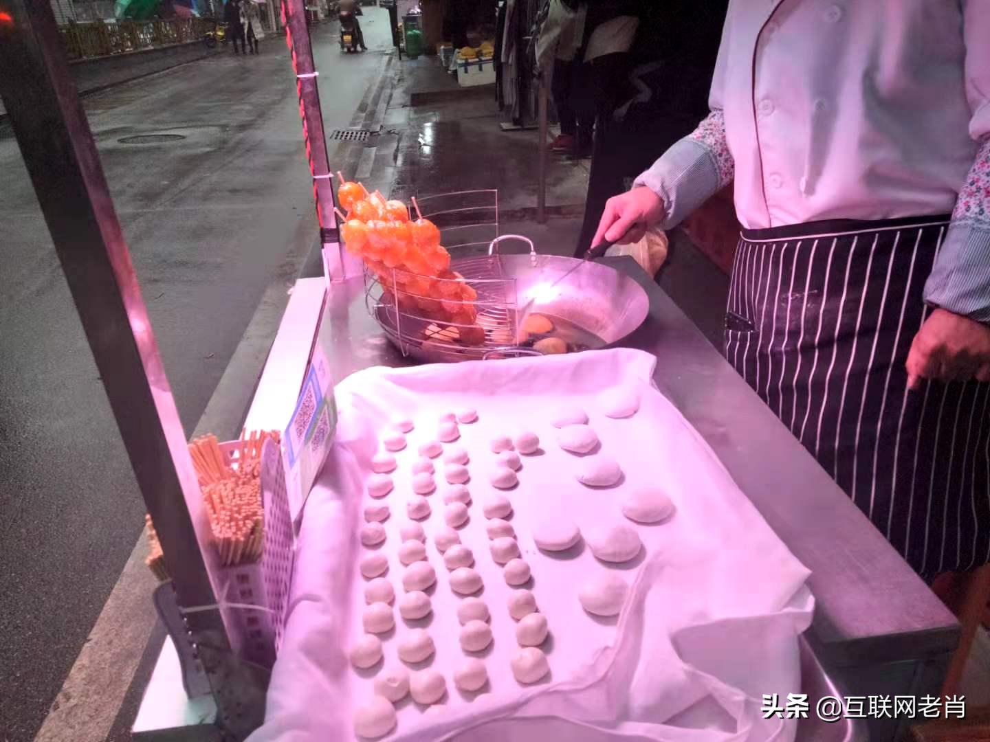 长沙冬瓜山小吃一条街属于哪个区,长沙冬瓜山美食一街有地铁吗