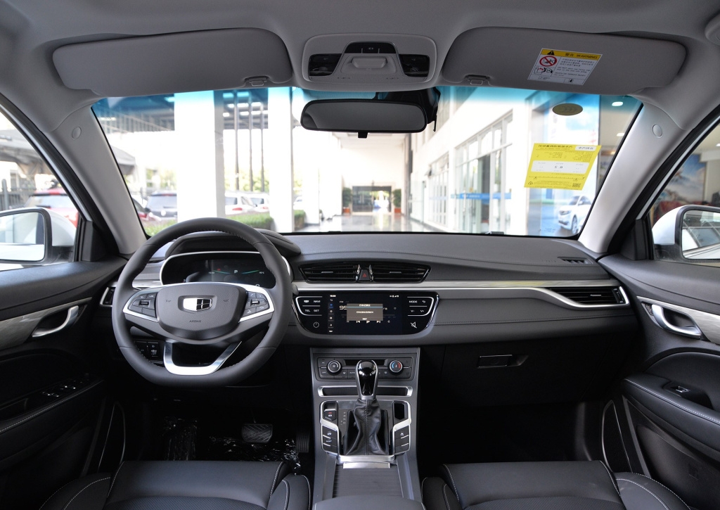 吉利帝豪销量为什么断崖下跌,吉利帝豪s与吉利缤越哪个销量好