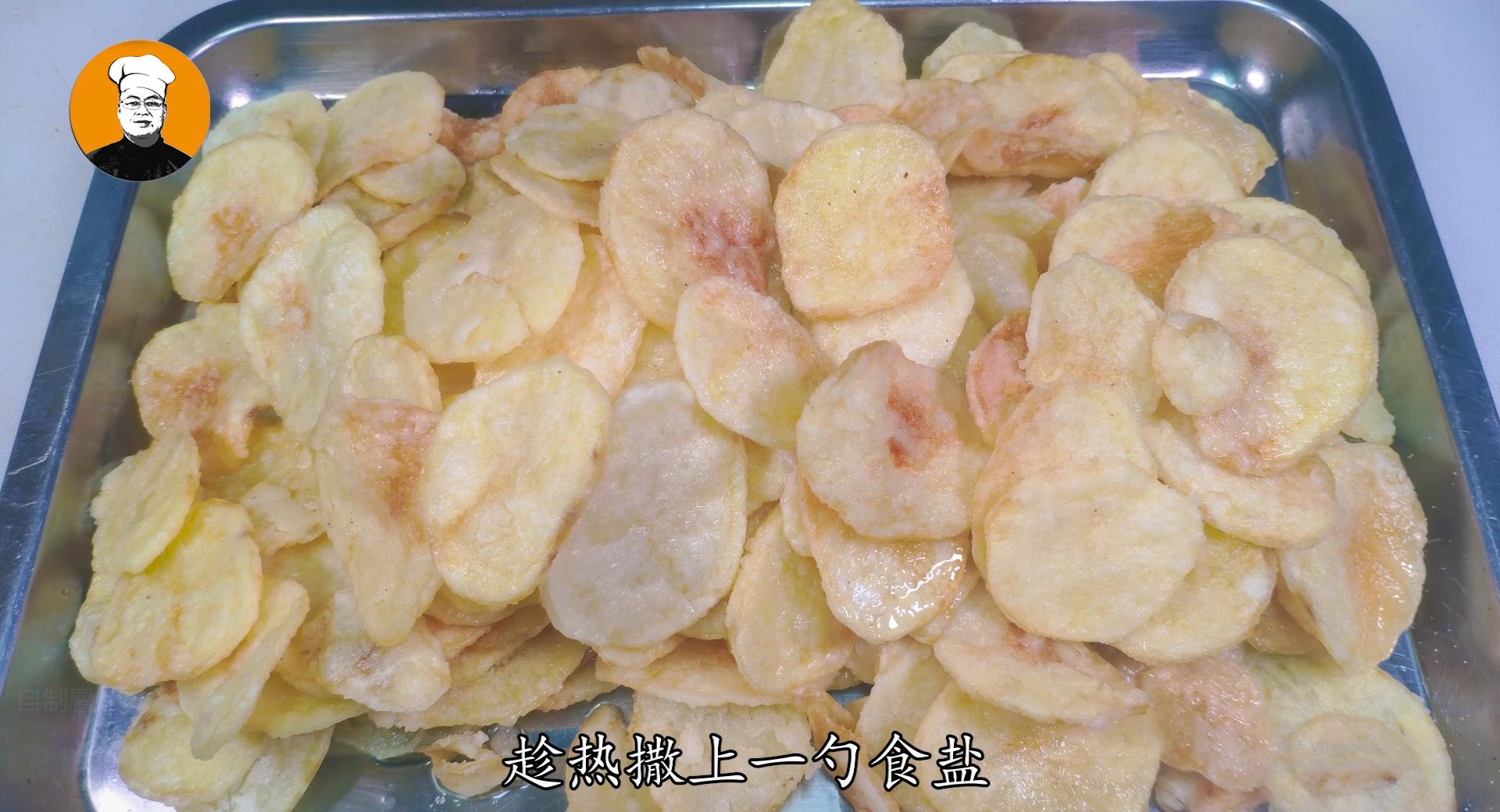 在家轻松制作薯片小孩子也可以做,制作薯片的方法又健康又好吃视频