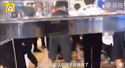 别跟了时尚丢了体面!3秒被抢光的优衣库,让无数人的素质掉一地