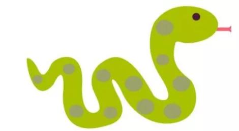 夏季蛇扰民民警提醒切勿擅自处理,警惕夏季蛇出没消防捕获解民忧