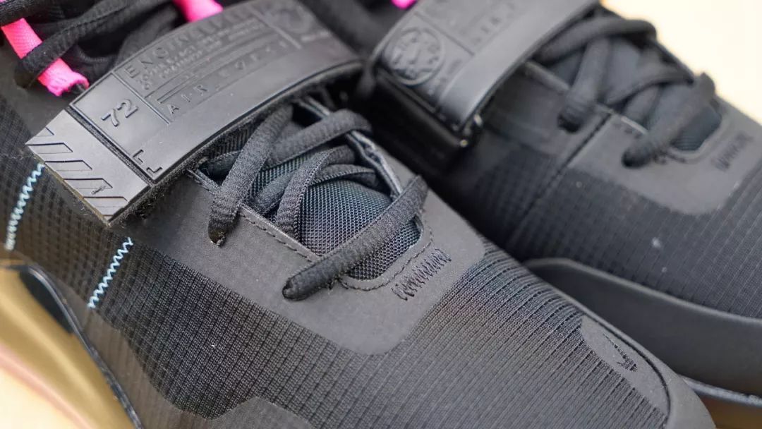 WEN开箱|你多久没在篮球鞋上看到MAX气垫了？内线球员就选它！