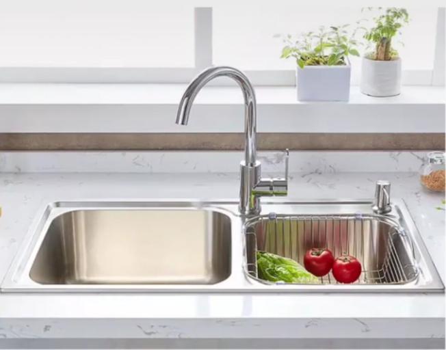 厨房水槽单槽和双槽哪个好,厨房水槽选单槽还是双槽更好