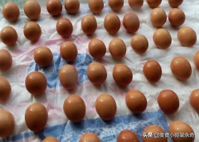腌鸡蛋的土方法简单易学,奶奶祖传的鸡蛋做法