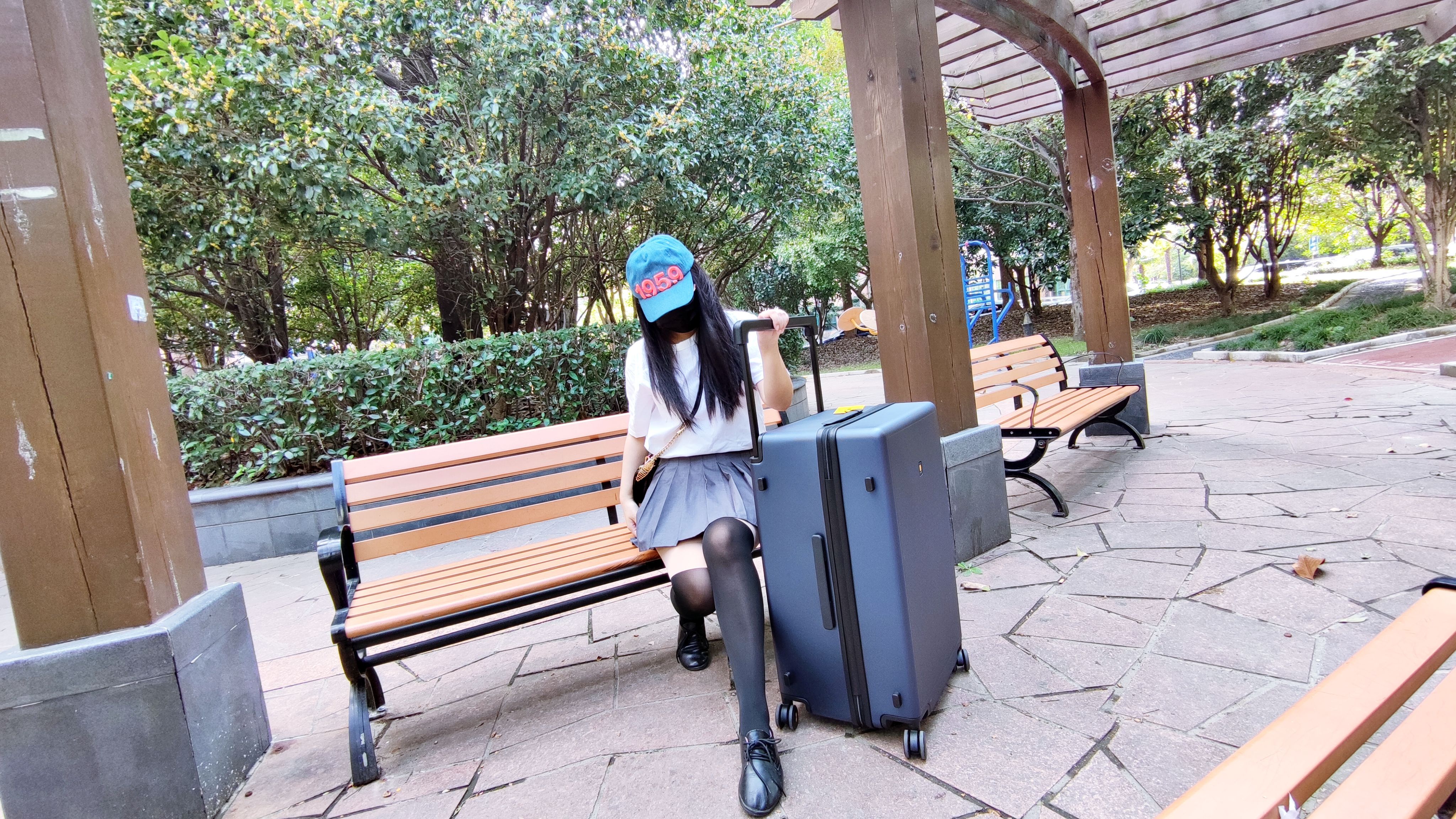 地平线8号和90分旅行箱哪个好看,地平线八号旅行箱旗舰版