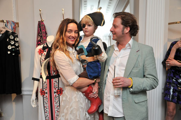 莱后品牌怎么样,莱后的所有穿搭