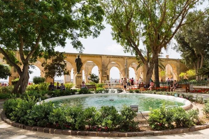 马耳他地中海迷人蓝色海水,地中海明珠马耳他视频