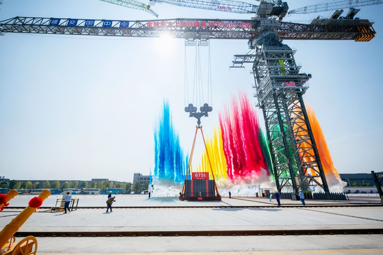 中国的巨型庞然大物,中国造出3000吨大国重器