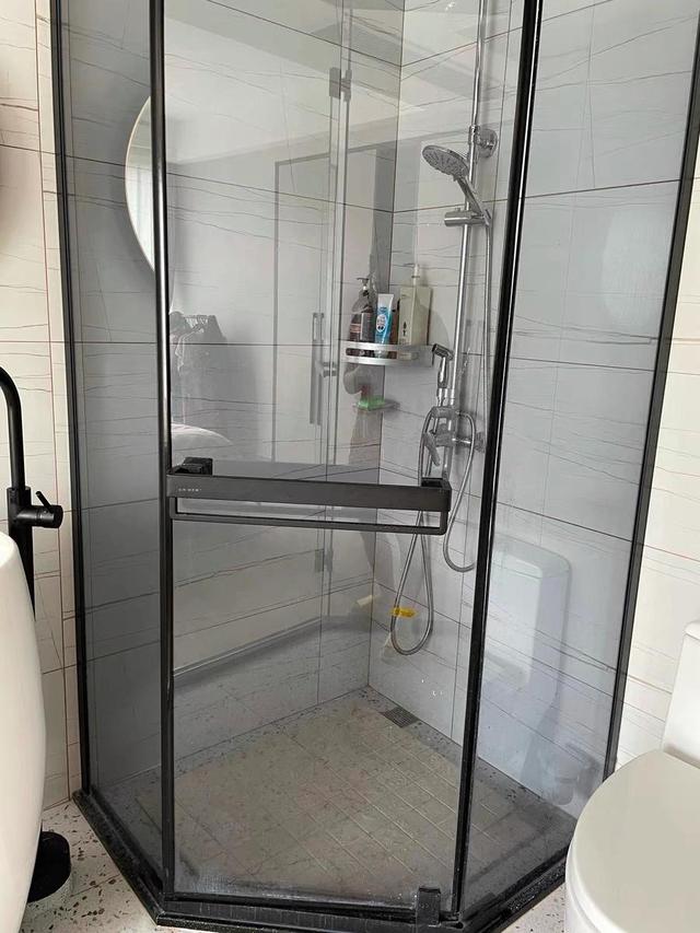 卫生间用了一年后的效果,卫生间用了两年的样子